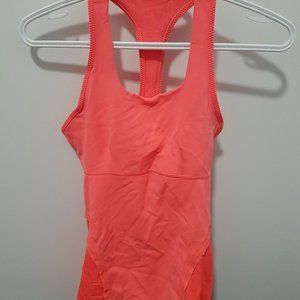 lululemon top size 6